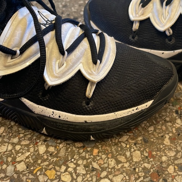 Nike Kylie 5 Black CN-9519-002 size 8 - Picture 8 of 14